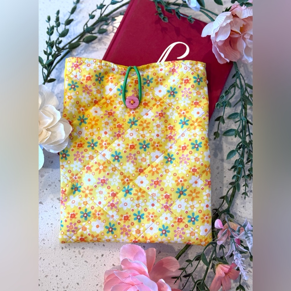 Book Kindle Sleeve Bag Cover 9X7in Floral Flowers Vintage Cottage Shabby Chic